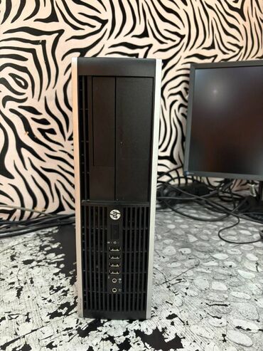 Desktop računari i radne stanice: Na prodaju brend računar marke HP model Elite 8200. Računar je