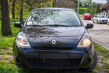 Renault: Renault Clio III – crni, 5 vrata, hečbek - Motor: benzinski — 2