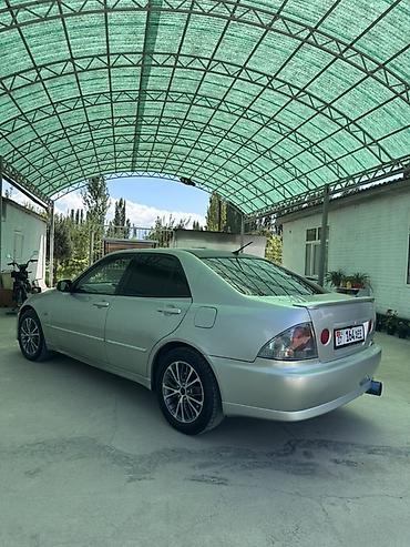 lexuc 330: Toyota Altezza: 2003 г., 0.2 л, Автомат, Бензин, Седан — 4
