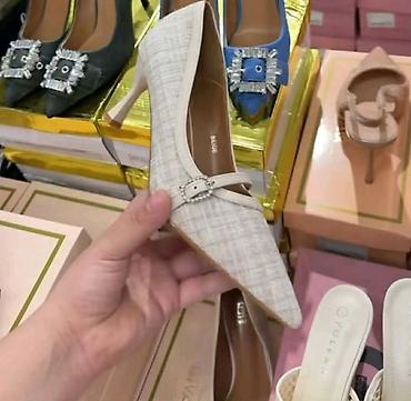 Sandale: Ženska obuća – tri modela 1) Elegantne špic salonke/mule L.Day - — 30