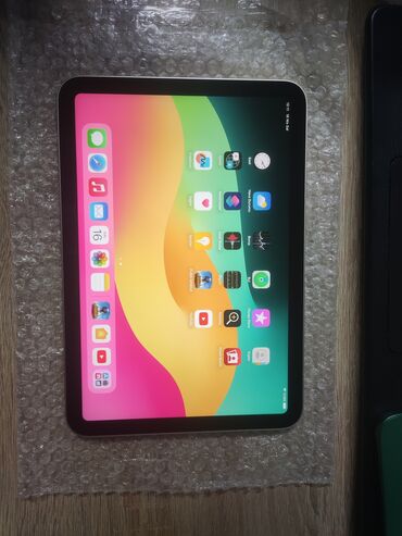 Kompüter, noutbuk və planşetlər: İPAD mini 6 təcili satılır 64gb yaddaş əla vəziyyətdədir karofqa