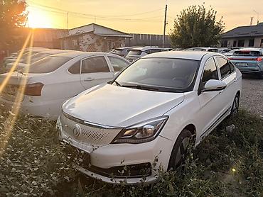 dongfeng aeolus e70: Dongfeng Aeolus Haohan: 2021 г., Седан — 1