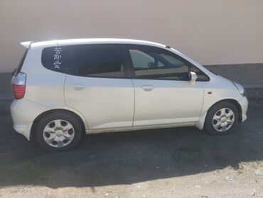 японские скутеры: Honda Fit: 2006 г., 1.3 л, Вариатор, Бензин, Хэтчбэк