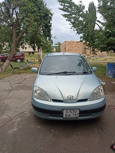 армения авто: Toyota Prius срочно сатам алмашу жолдору бар