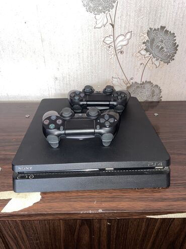 джойстик на сони плейстейшен 3: Sony PlayStation 4 слим 500 гб игры есть 2 джойстик есть копия торг