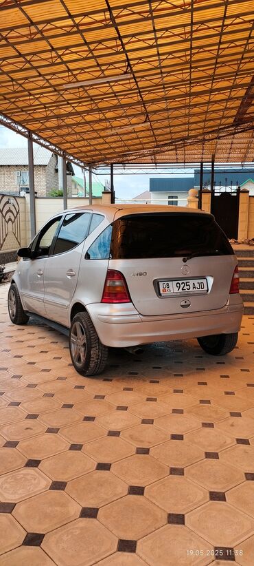 мини пылесос для автомобиля: Mercedes-Benz A-class: 2001 г., 1.9 л, Автомат, Бензин