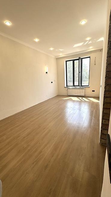 Продажа коттеджей и домов: 4 комнаты, 220 м², 4 соток, Кок-Джар, Собственник — 11
