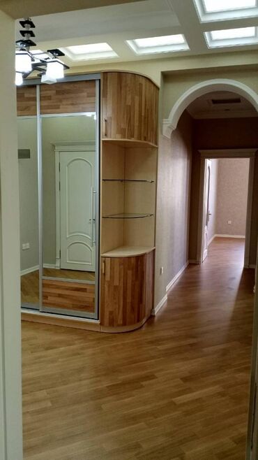 Yeni tikili: 3 otaqlı, Yeni tikili, m. Nəriman Nərimanov, 105 kv. m — 3