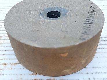 nosači za oluke: Tocila u precnicima od oko 96mm, 100mm, 106mm, 110mm, sirine oko 41mm — 2