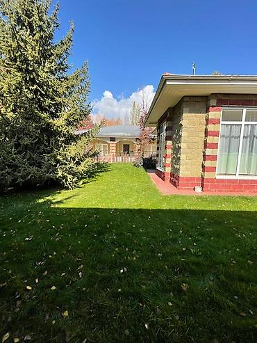 Продажа домов: Дом, 146 м², 3 комнаты, Агентство недвижимости, Евроремонт — 1