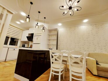 Günlük kirayə mənzillər: 3 otaqlı, Xətai r. r-nu — 2