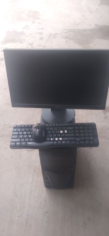 personal komputer: Kompitor plata tezedi 8 gb ramla bir yerde
