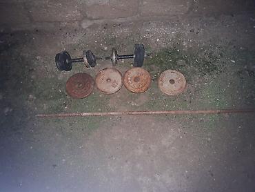 Dəmir idman ləvazimatları dəsti 35 manatdır 1 dene 40 kilo 2 dene de