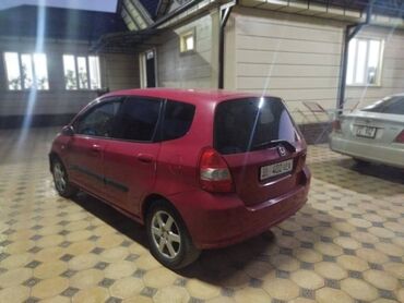 авто за 80000 сом: Honda Jazz: 2002 г., 1.4 л, Механика, Бензин, Хэтчбэк