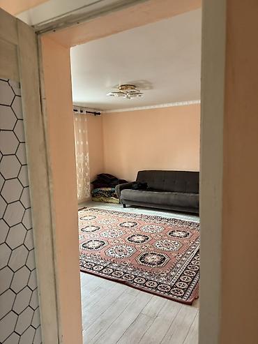 Продажа коттеджей и домов: Жилой дом с двором - Одноэтажный дом с фасадом под декор, пластиковые — 8