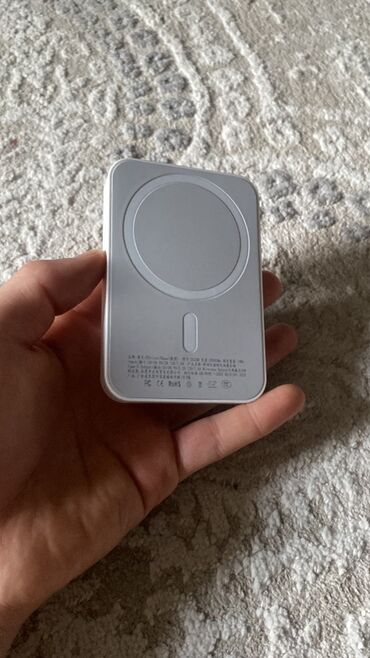 аккумулятор для iphone: Магнитный внешний аккумулятор (MagSafe power bank) максейф на 20000mah