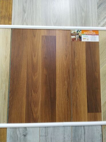 pol taxtasl: Laminat, Sinif - 32