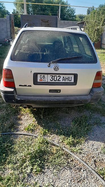 выбор номера о: Volkswagen Golf Variant: 1994 г., Универсал — 1