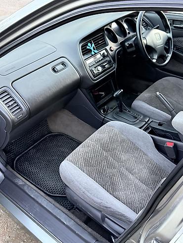 акорд европеец: Honda Accord: 2000 г., 1.8 л, Автомат, Бензин, Седан — 9