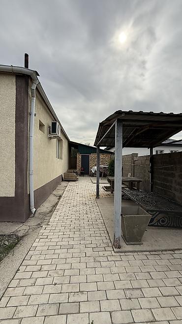 Продажа домов: 3 комнаты, 120 м², 4 соток, Бишкек, Ак-Ордо 3 ж/м Собственник — 3