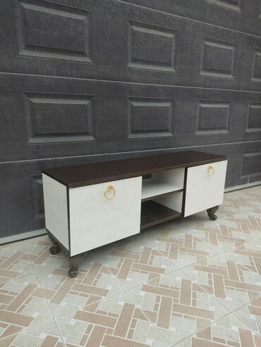 TV altlığı: Yeni, Künc Tv altlığı, Polkalı, Laminat, Azərbaycan — 22