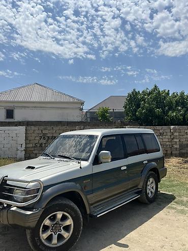 torpaqla barter maşınlar: Mitsubishi Pajero: 2.8 l | 1995 il 329245 km Ofrouder/SUV — 2