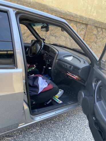 ВАЗ (ЛАДА): ВАЗ (ЛАДА) 2109: 2003 г., 1.6 л, Механика, Бензин, Хэтчбэк — 7