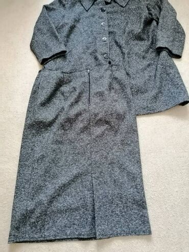 šanel kostimi i haljine prodaja: 3XL (EU 46), Single-colored, color - Grey