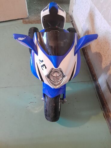Uwaq elektrikli motosikleti satiram.ideal veziyyetde.uwaq bir defe
