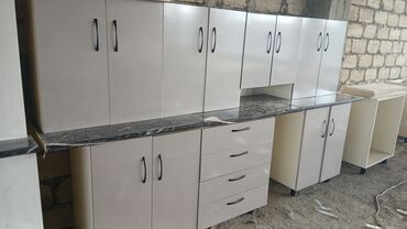 Paltaryuyan maşınlar: - Silverline ön-yükləməli paltaryuyan maşın. Qara korpus, geniş şüşə — 19