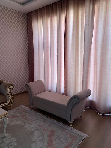 limon sam agaci: Klassik üslubda qonaq otağı mebel dəsti. Tərkibi: - 3 nəfərlik divan — 2