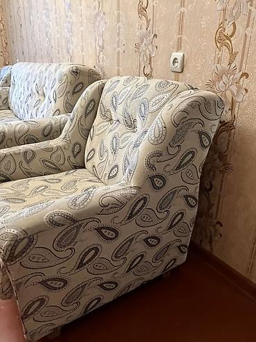kreditlə divan: Mebel dəsti – 1 divan + 2 kreslo - Tərkib: uzun üçnəfərlik divan və — 2