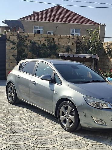 Opel: Ili 2011 1.3 Turbo dizel hecbir prablemi yoxdu mexanikadi 4dene teze — 2