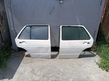 Двери: Комплект дверей Volkswagen 1990 г., Б/у, цвет - Белый,Оригинал