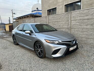 Toyota: Toyota Camry: 2019 г., 2.5 л, Автомат, Гибрид, Седан