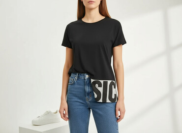 czarne t shirty basic: Women`s T-shirt, size S