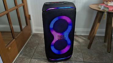 essential: Аренда, Прокат. Микрофон 2шт + Портативная акустическая JBL PartyBox — 5
