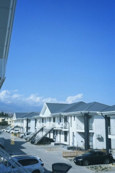 Продажа квартир: 3 комнаты, 60 м², 2 этаж — 4