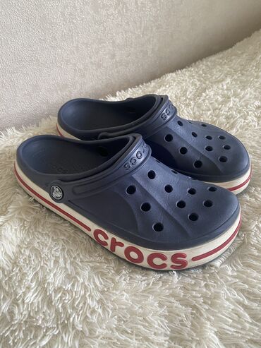 кет: Эркектердин сандалийи, 40, Crocs, Жаңы, түсү - Көк, Акылуу жеткирүү, Өзү алып кетүү