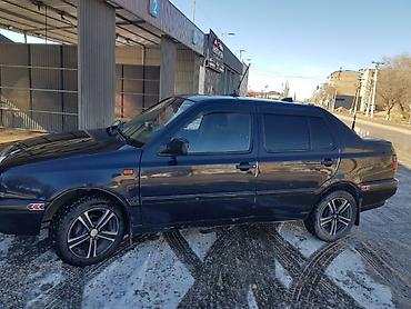 Volkswagen: Volkswagen Vento: 1993 г., 1.8 л, Механика, Бензин, Хэтчбэк — 14