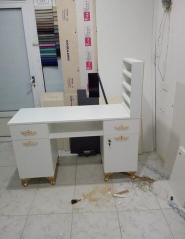 Sifarişlə yataq dəstləri: Dördbucaq masa, Siyirməli, Polkalı, Sadə laminat, Rusiya, Kredit yoxdur