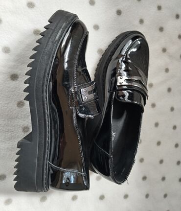 zenske ravne cipele: Mokasine, Catwalk, 38