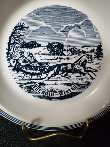 Činije: Cinija nova Currier -- Ives zima na putu iz 70ih. Univerzalna na lalafo.rs — 6 Činije: Cinija nova Currier -- Ives zima na putu iz 70ih. Univerzalna — 6