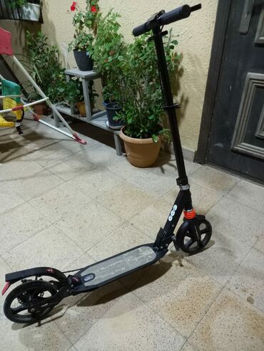 elektrikli scooter işlənmiş: Samokat satılır ELEKTRİK DEYİL tezədi çox az sürüblər real alıcıya