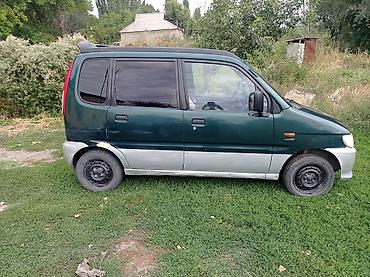 низкий кабина: Daihatsu Move: 2001 г., 1 л, Механика, Бензин, Минивэн — 4