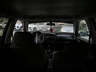 Volkswagen: Volkswagen Golf: 1992 г., 1.7 л, Механика, Бензин, Хэтчбэк
