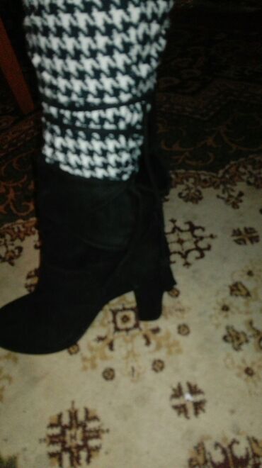 ženske čizme broj 35: Ankle boots, 40