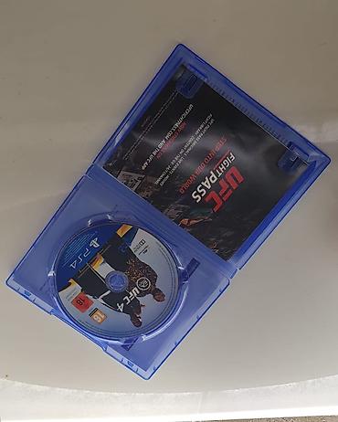 walking dead: PS4 oyun diskləri – 2-lik paket 1) EA Sports UFC 4 (PS4) - Janr — 2