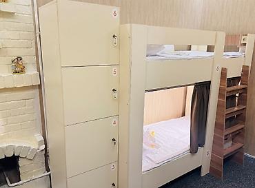 ev satisi 2024: Aliya Hostel Baku Bakının mərkəzində rahat və sərfəli hostel! 📍 Qış — 2