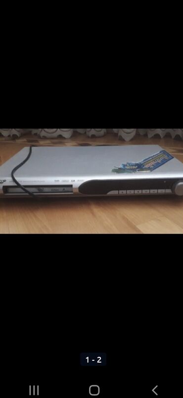mp4 player: DVD player. Ishlek veziyetdedir